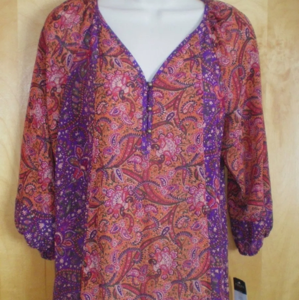 NEW CHAPS Sheer Blouse